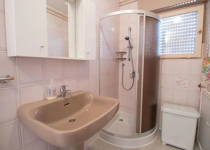 アパート Kralj セルツェ